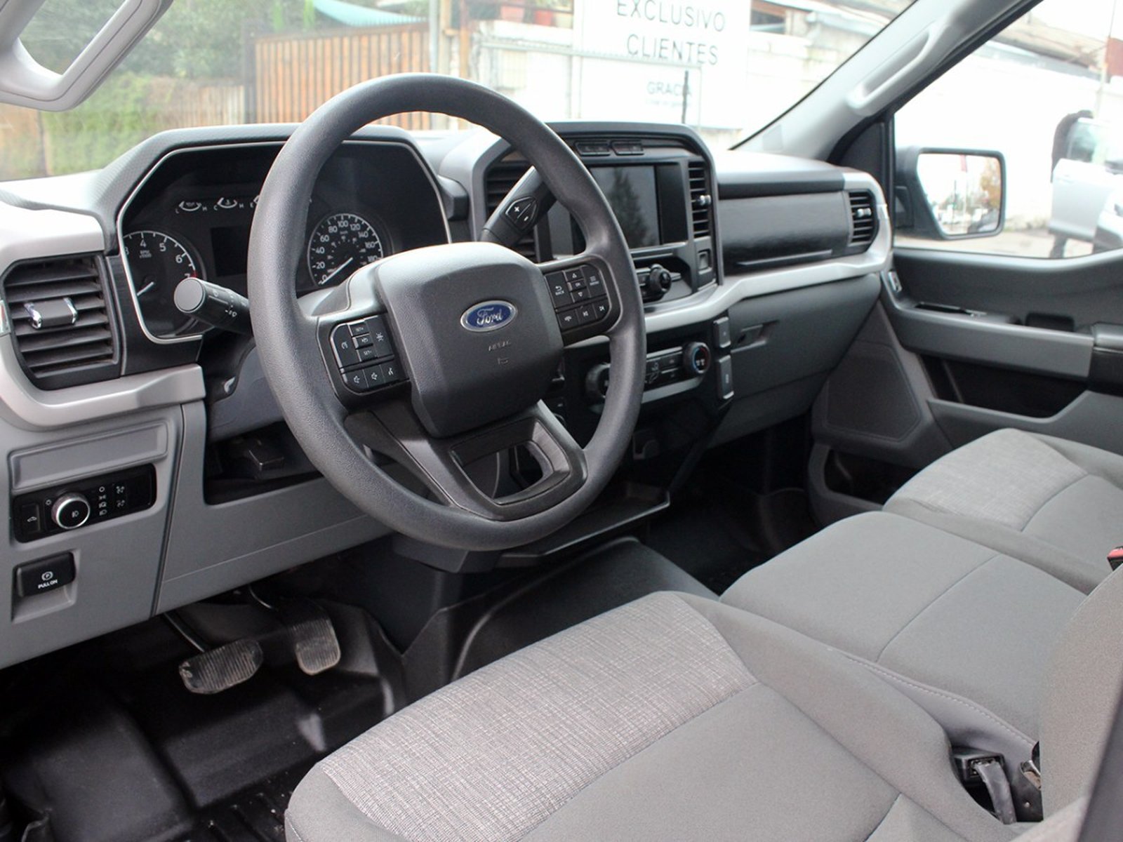 FORD F-150 XLT RC 4X4 3.3 AUT 2024 - Imagen 10 de 10