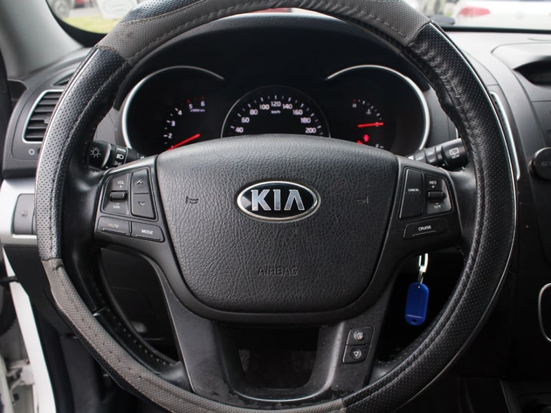Kia SORENTO 2.2 EX DIESEL 4X2 7PAS 6MT 5P 2014 - Imagen 10 de 10