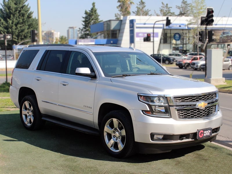 Chevrolet TAHOE 5.3 4X4 LT 2019 - Imagen 3 de 10