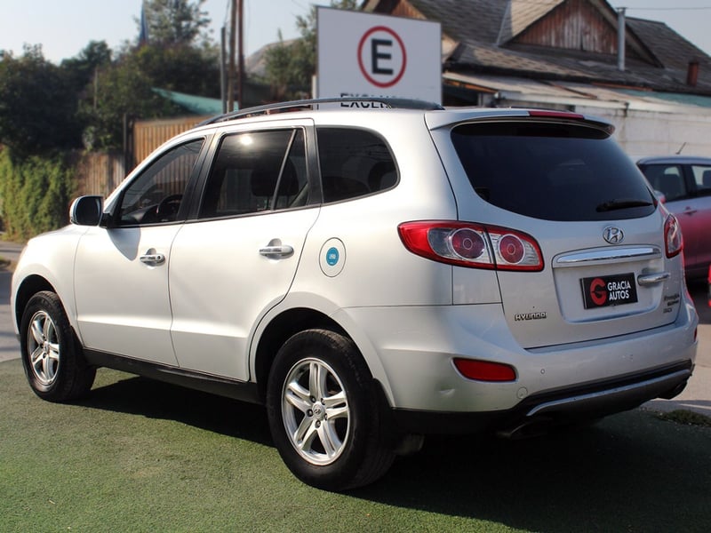 Hyundai SANTA FE 4X4 GLS 2.2 MT DIESEL 2012 - Imagen 6 de 10
