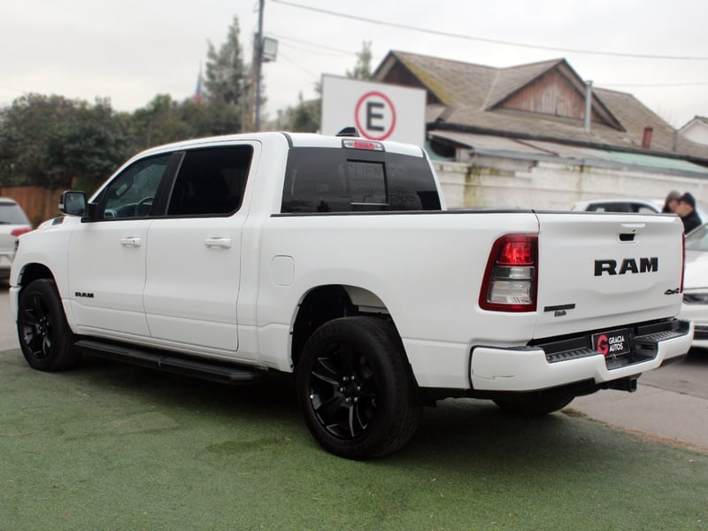 RAM 1500 3.6 BIG HORN CREW CAB 4WD 2022 - Imagen 6 de 10