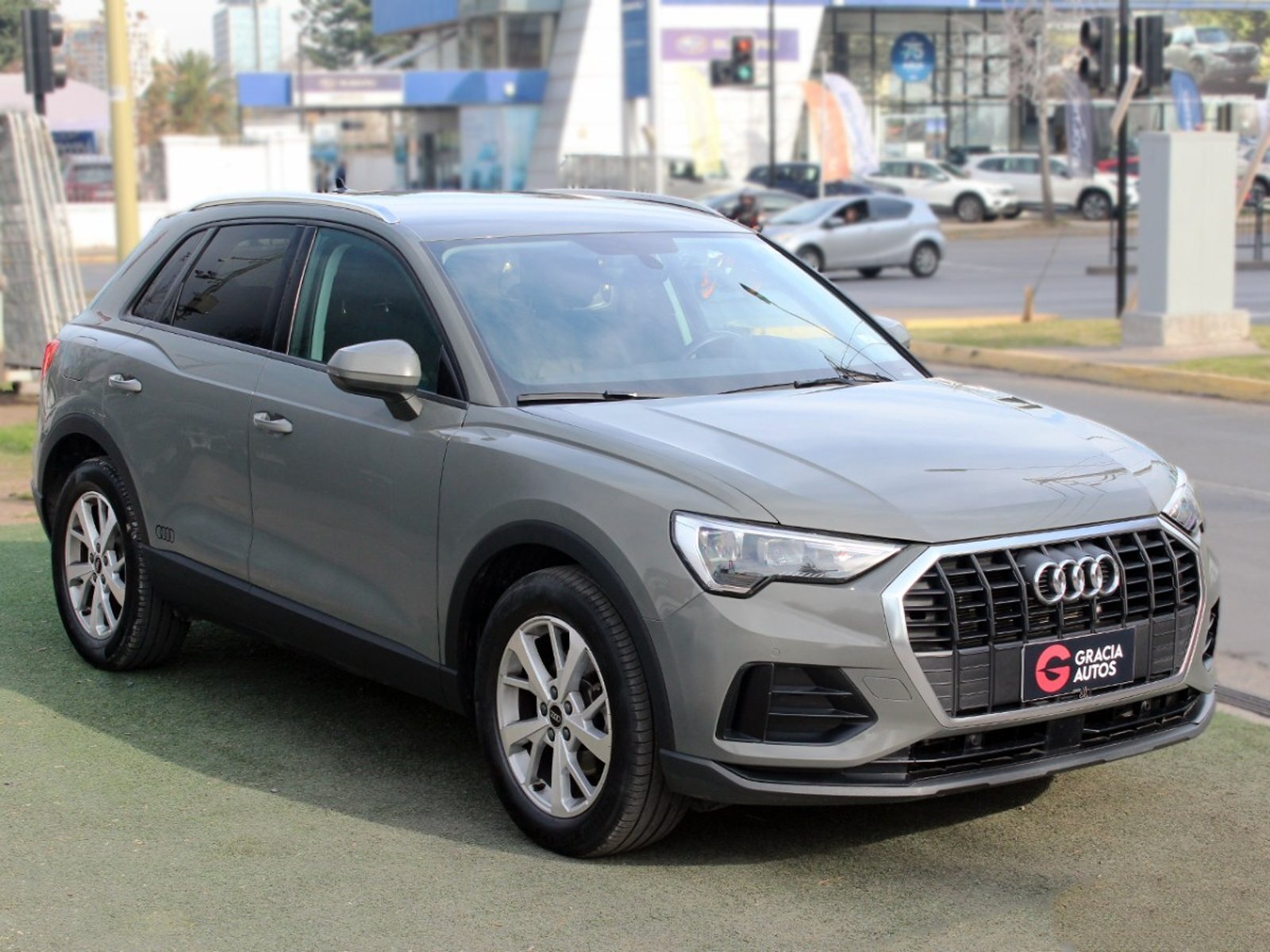 AUDI Q3 35 TFSI 1.4 AUT 2022 - Foto 3 de 10