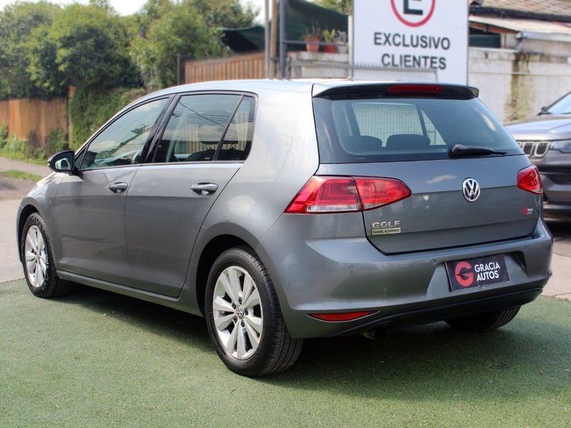 Volkswagen GOLF 1.6 4X2 AT 5P 2015 - Imagen 6 de 10