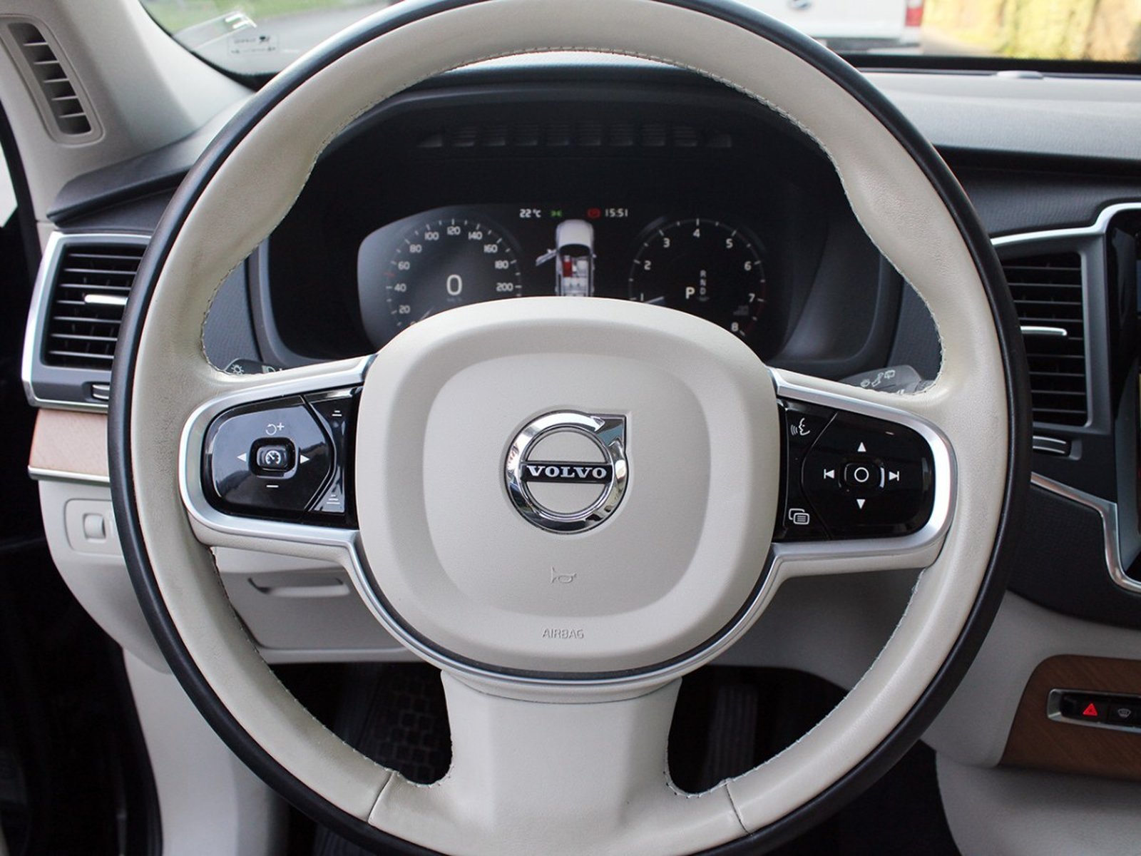 VOLVO XC90 II B6 MOMENTUM AWD 2.0 AUT PLUS 2022 - Imagen 10 de 10