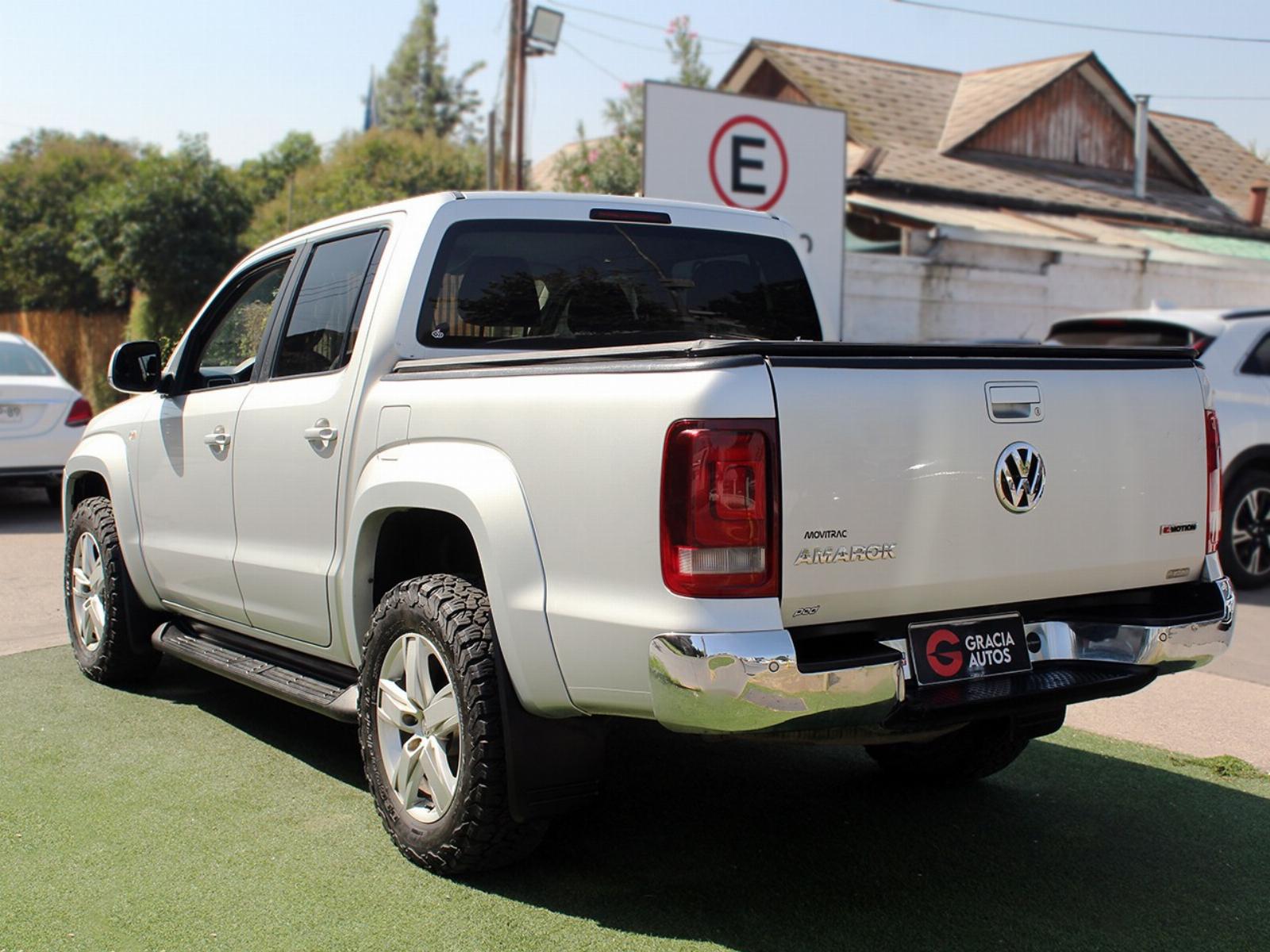VOLKSWAGEN AMAROK HIGHLINE 4X4 2.0 AUT 2020 - Imagen 6 de 8