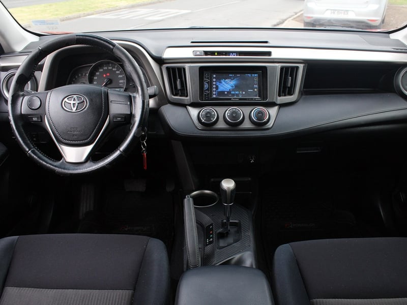 Toyota RAV 4 2.5 LUJO 4X2 AT 5P 2015 - Imagen 9 de 10