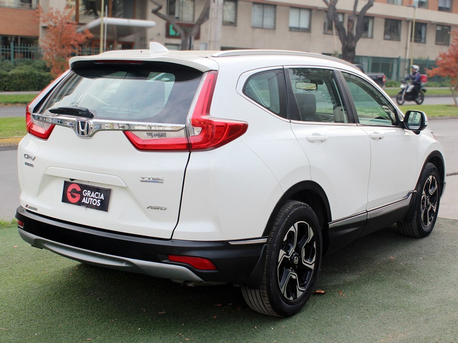 HONDA CR-V 1.5T TOURING AUT AWD 2018 - Imagen 4 de 10