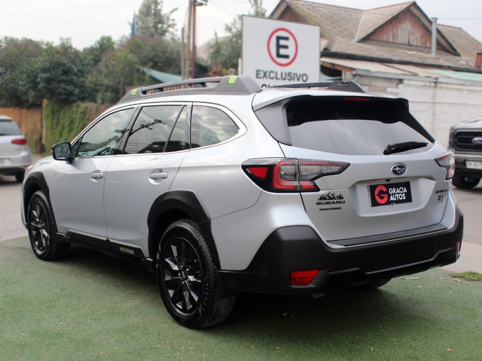 SUBARU OUTBACK 4X4 2.5 AT FIELD EDITION 2026 - Imagen 6 de 9
