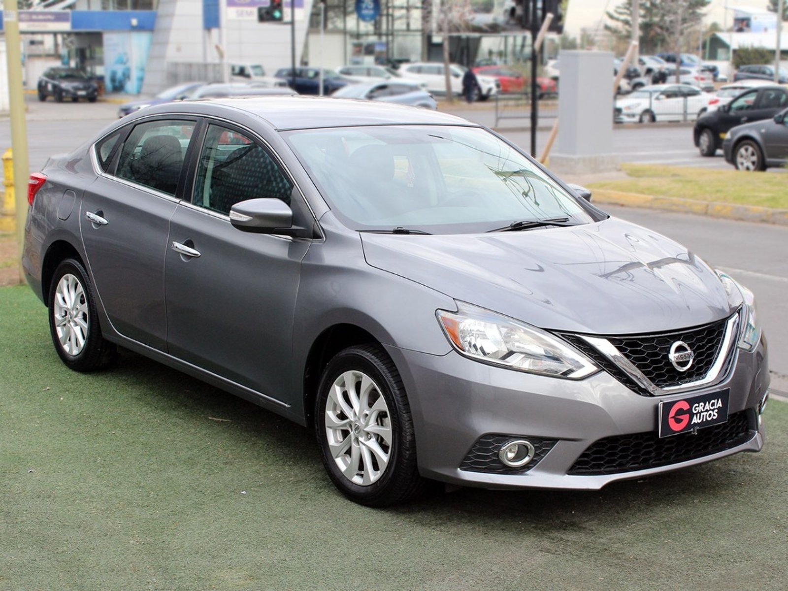 Nissan SENTRA 1.8 MT ADVANCE 2021 - Foto 3 de 10