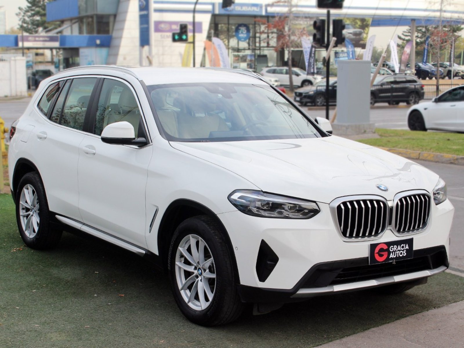 BMW X3 XDRIVE 4X4 2.0D 2025 - Foto 3 de 10