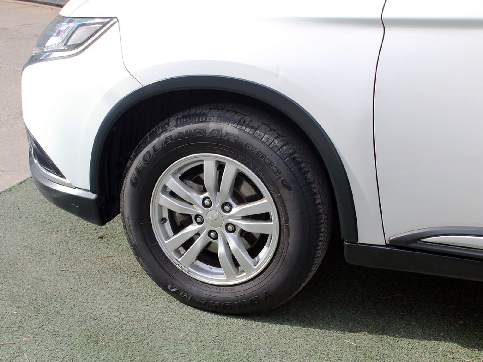 Mitsubishi OUTLANDER 2.0 4X2 AT 5P 2020 - Imagen 7 de 10