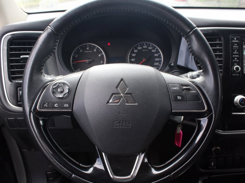 Mitsubishi OUTLANDER 2.0 4X2 AT 2021 - Imagen 10 de 10