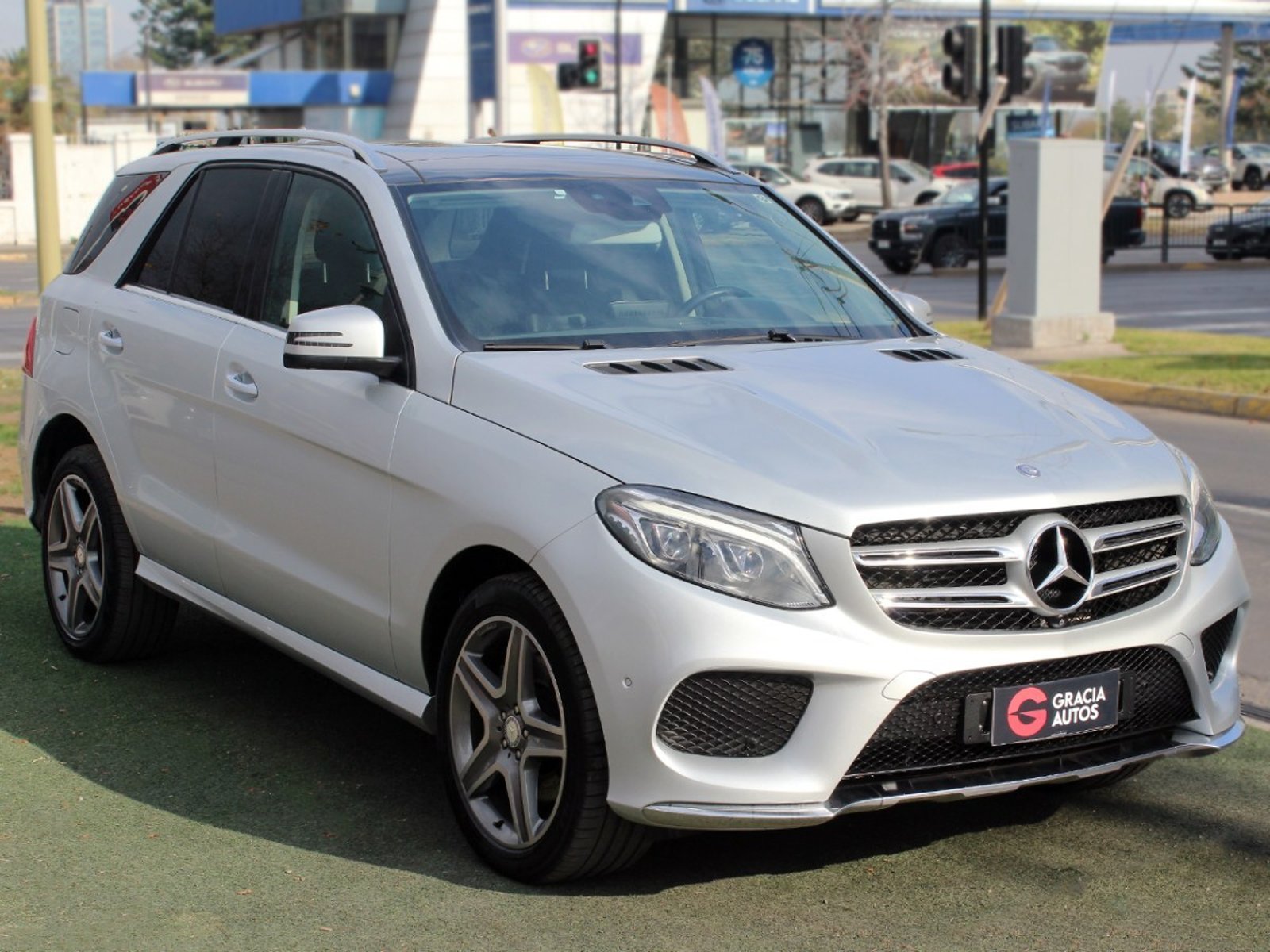 Mercedes-Benz GLE 350D DIESEL FULL TECHO 2018 - Foto 3 de 10