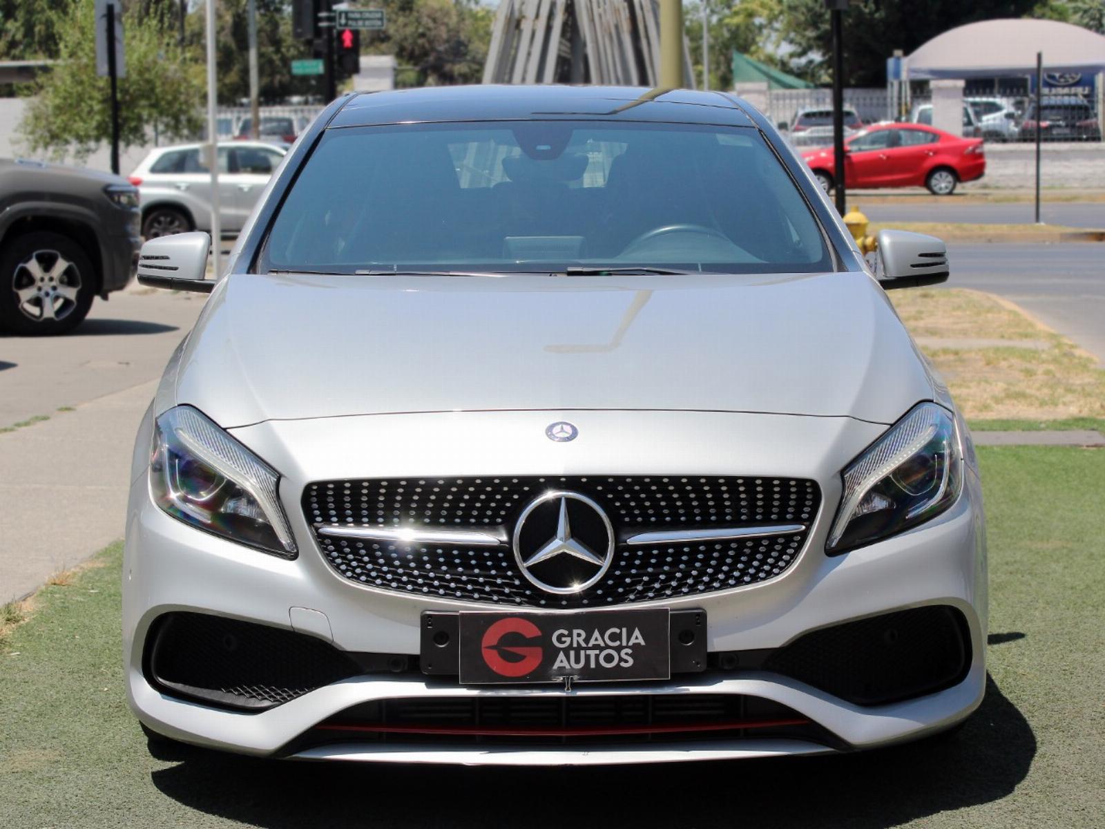 MERCEDES-BENZ A250 SPORT 2018 - Imagen 3 de 7