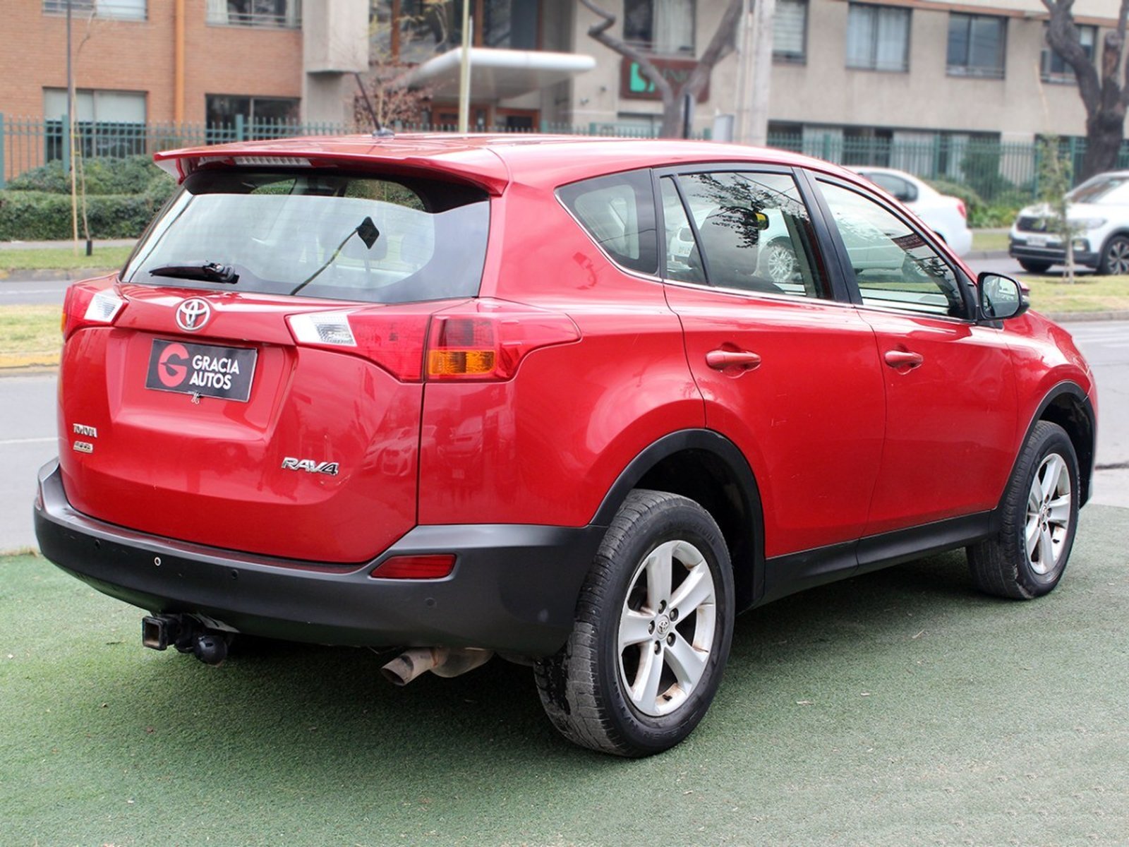 Toyota RAV 4 2.5 LUJO 4X2 AT 5P 2015 - Foto 4 de 10