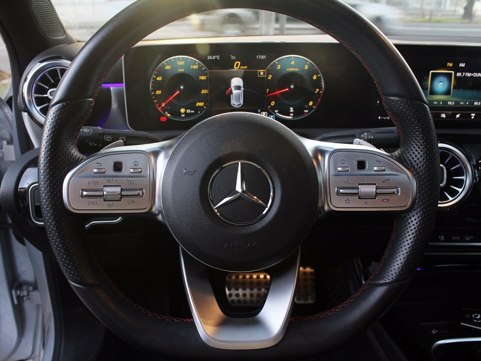 MERCEDES-BENZ A250 AMG LINE 2.0 2020 - Imagen 10 de 10