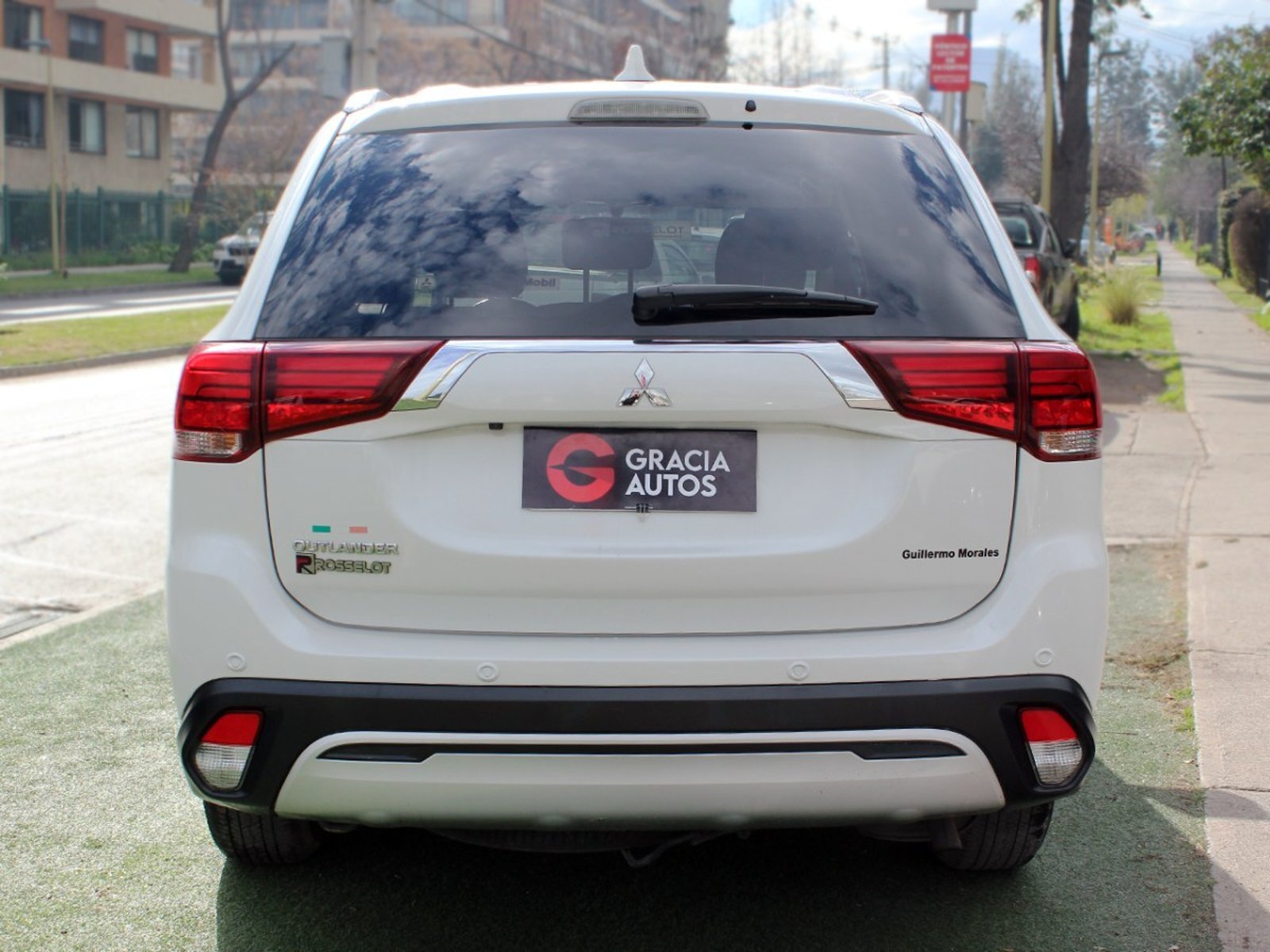 Mitsubishi OUTLANDER 2.0 4X2 AT 5P 2020 - Imagen 5 de 10