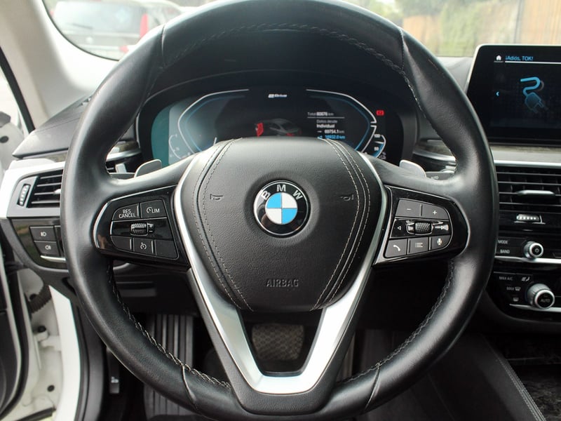 BMW 530 E iPERFORMANCE LUXURY HIBRIDO 2021 - Imagen 10 de 10