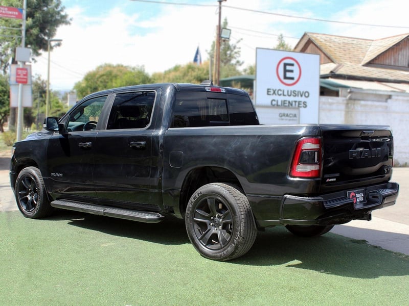 RAM 1500 BIG HORN CREW 4X4 3.6 AUT 2023 - Imagen 6 de 8