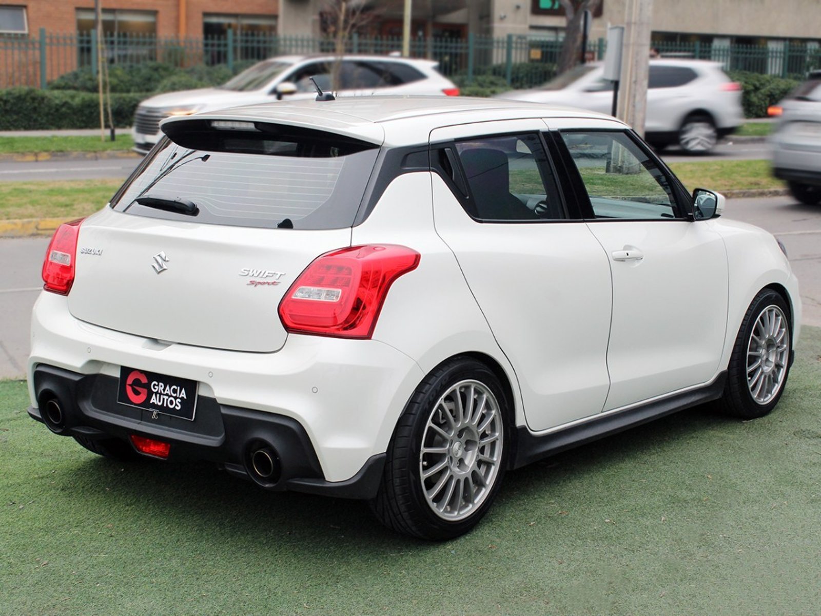 Suzuki SWIFT SPORT 1.4 TURBO MECANICO (ADICIONALES) 2025 - Foto 4 de 10