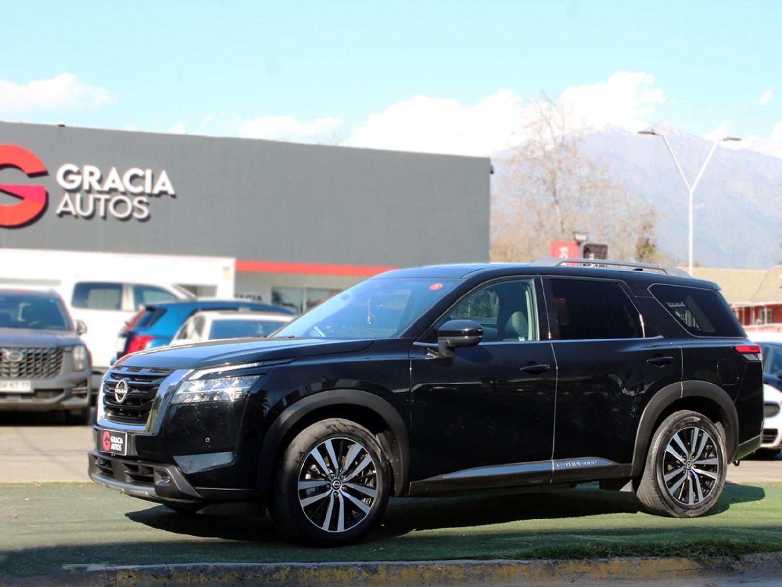 Nissan Pathfinder 2024