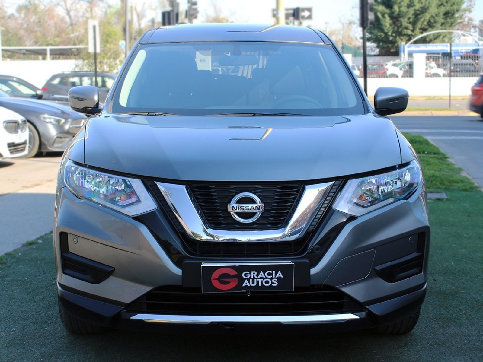Nissan X-TRAIL 2.5 SENSE 4X2 CVT AT 5P 2021 - Foto 2 de 10