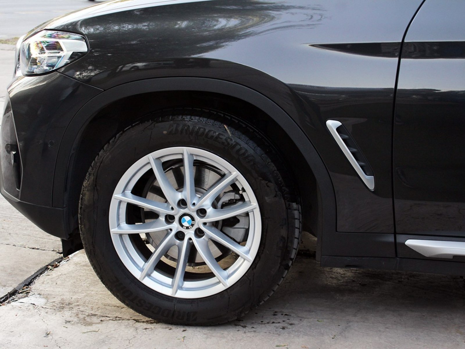 BMW X4 XDRIVE DYNAMIC 2025 - Imagen 8 de 10