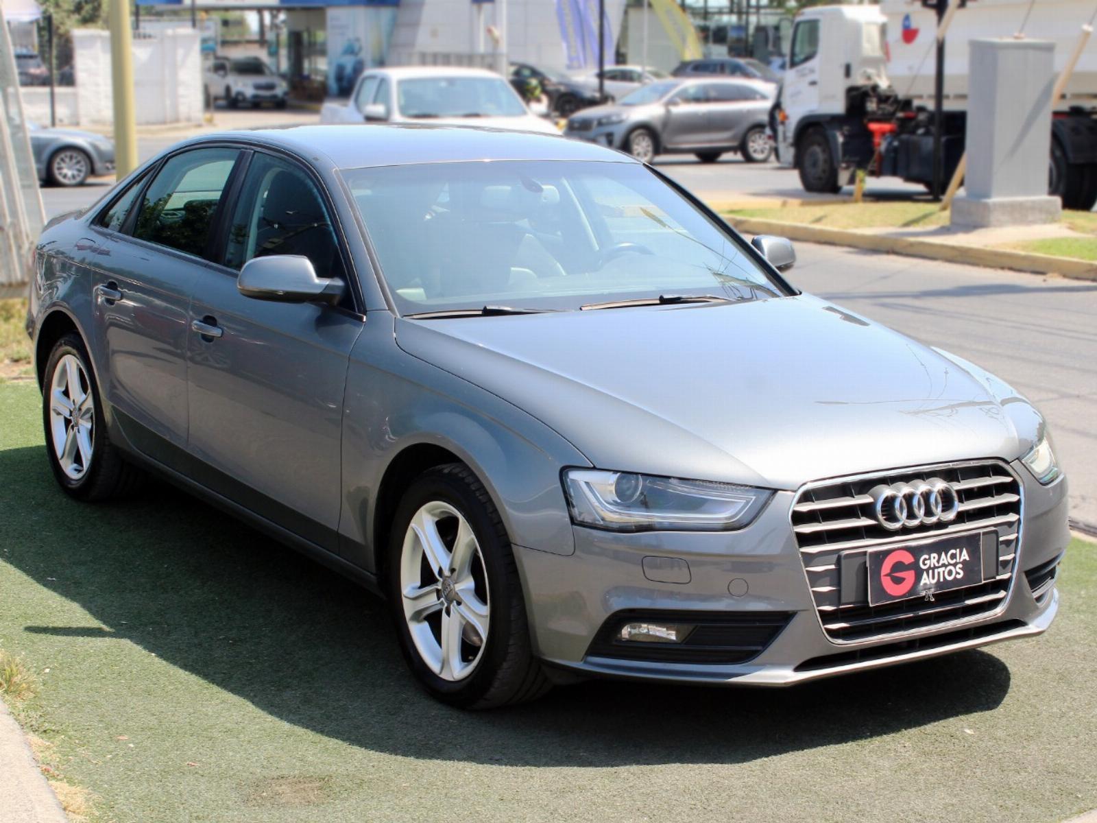 Audi A4 TFSI 1.8 SYLE 120 HP 2014 - Foto 2 de 8