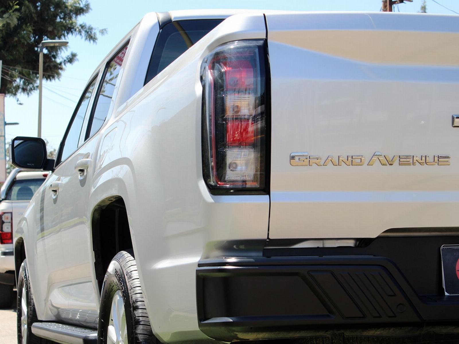 JMC GRAND AVENUE 4X4 2.3 AUT 2025 - Imagen 7 de 8