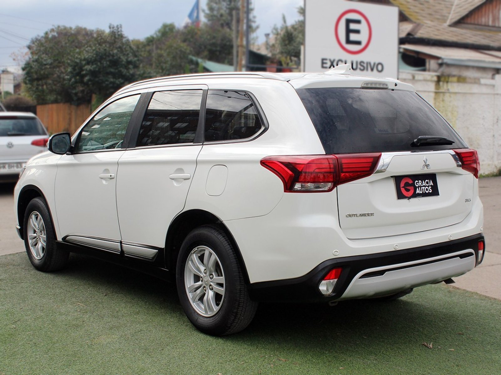 Mitsubishi OUTLANDER 2.0 4X2 AT 2021 - Imagen 6 de 10