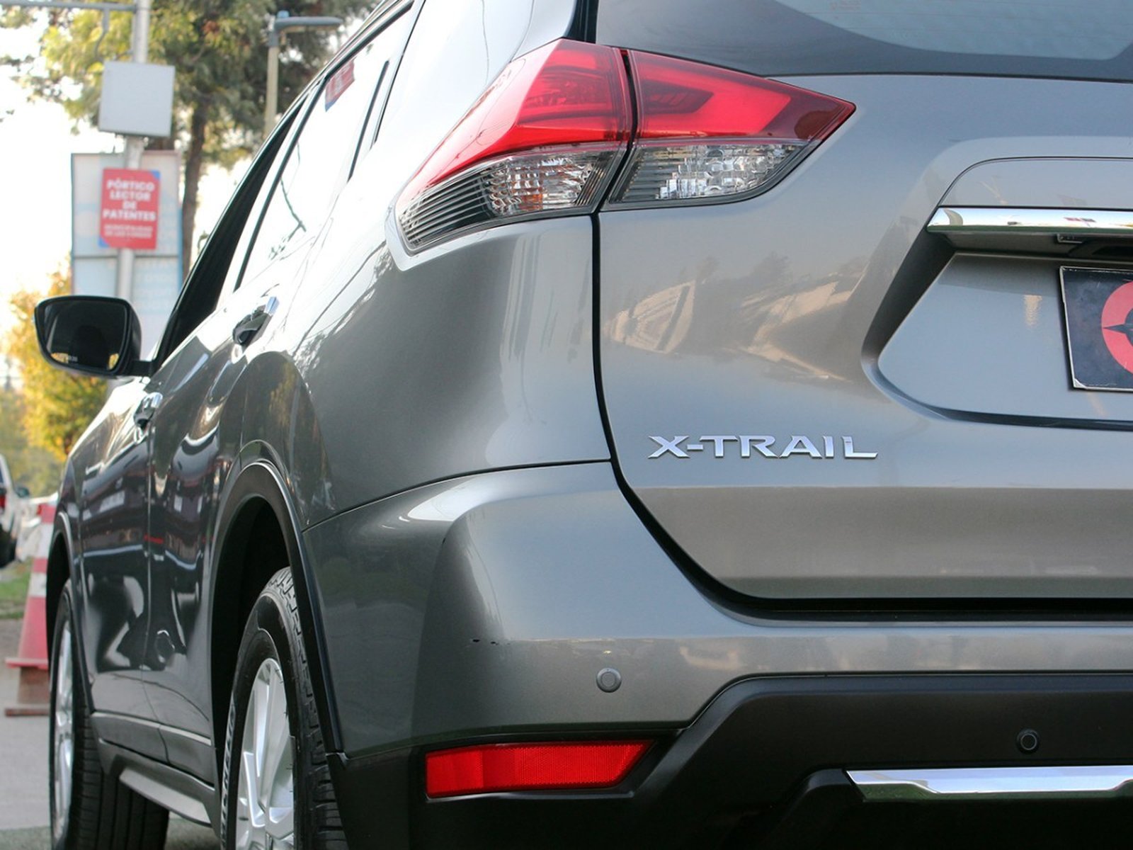 NISSAN X-TRAIL 2.5 AT 4WD 2018 - Imagen 6 de 8