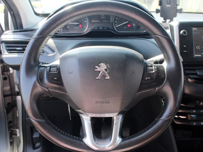 Peugeot 208 1.2 ACTIVE PURETECH 4X2 MT 5P 2018 - Imagen 10 de 10