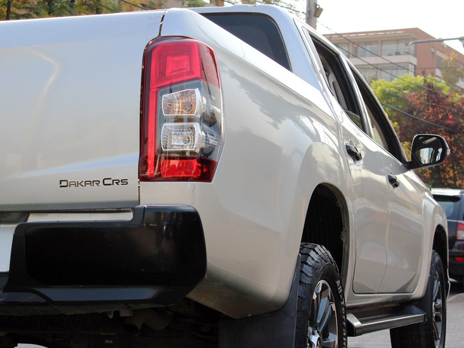 MITSUBISHI L200 DAKAR 2.4 AUT 4X4 2023 - Imagen 7 de 10