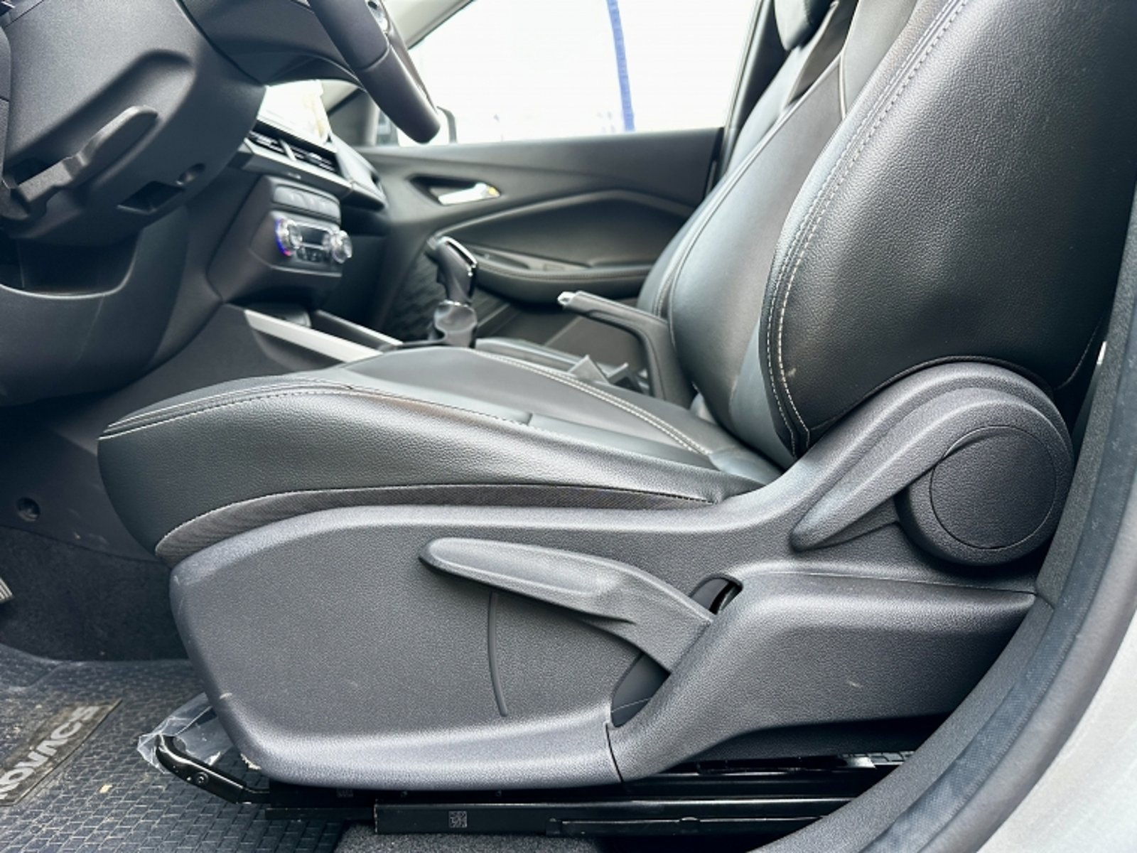 Chevrolet MONTANA 1.2T PREMIER MT S 2026 - Imagen 16 de 18