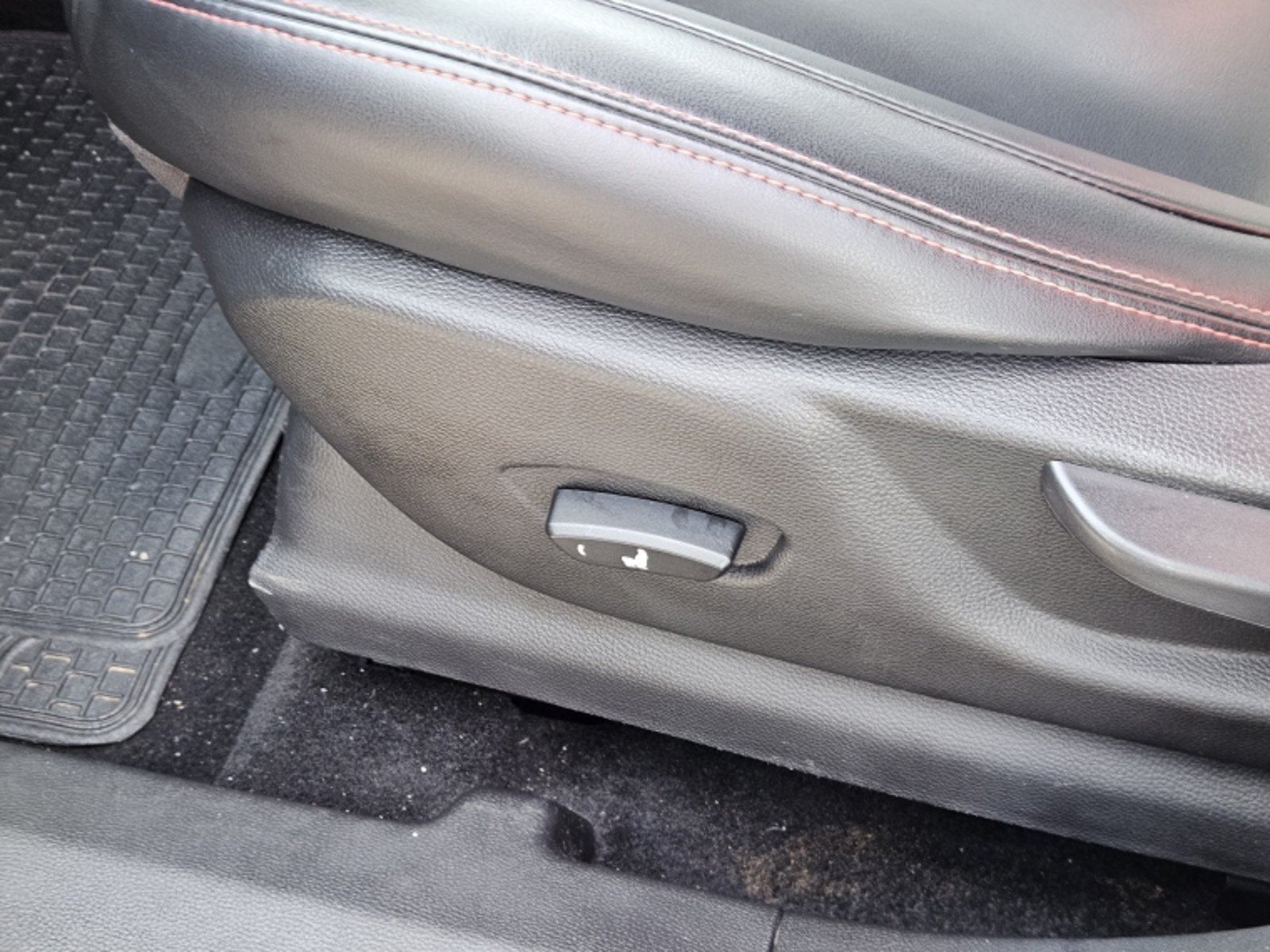 Chevrolet GROOVE 1.5 PREMIER MT 2023 - Imagen 18 de 20