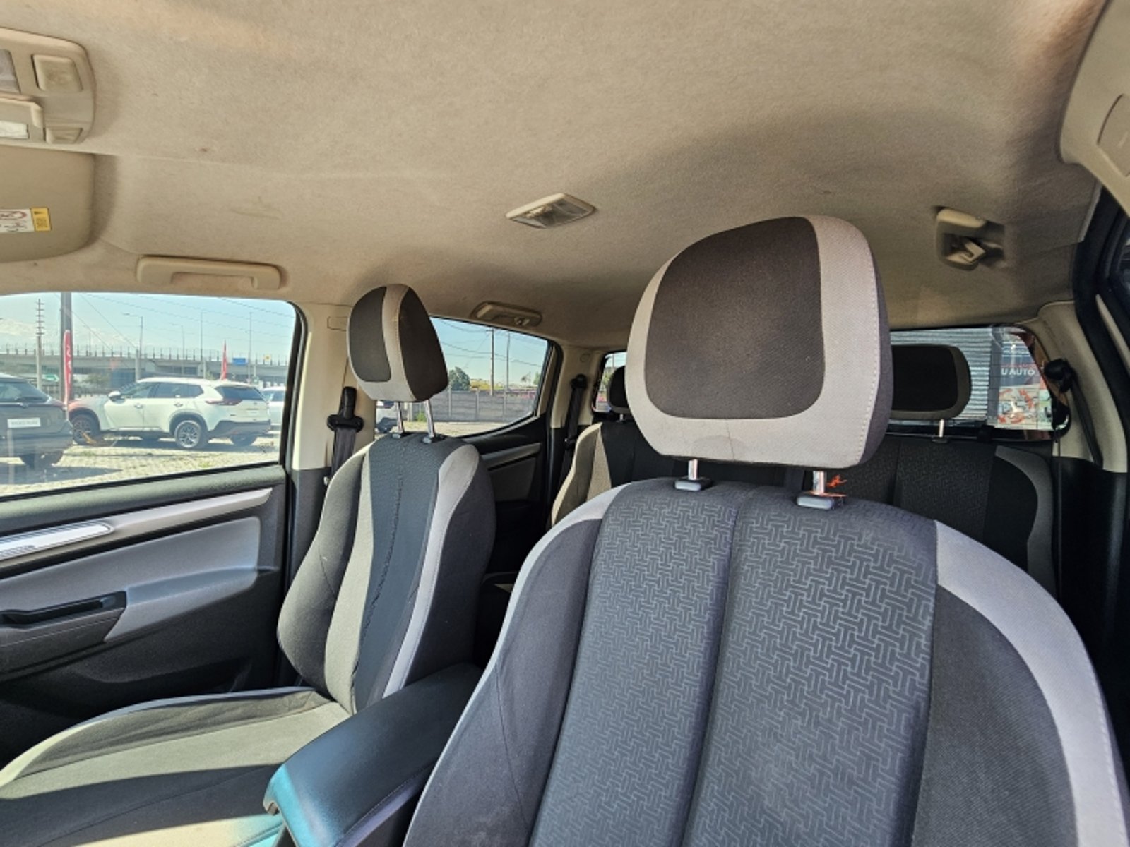 CHEVROLET COLORADO 2.8 LT AT 4X4 DIESEL 2023 - Imagen 9 de 20