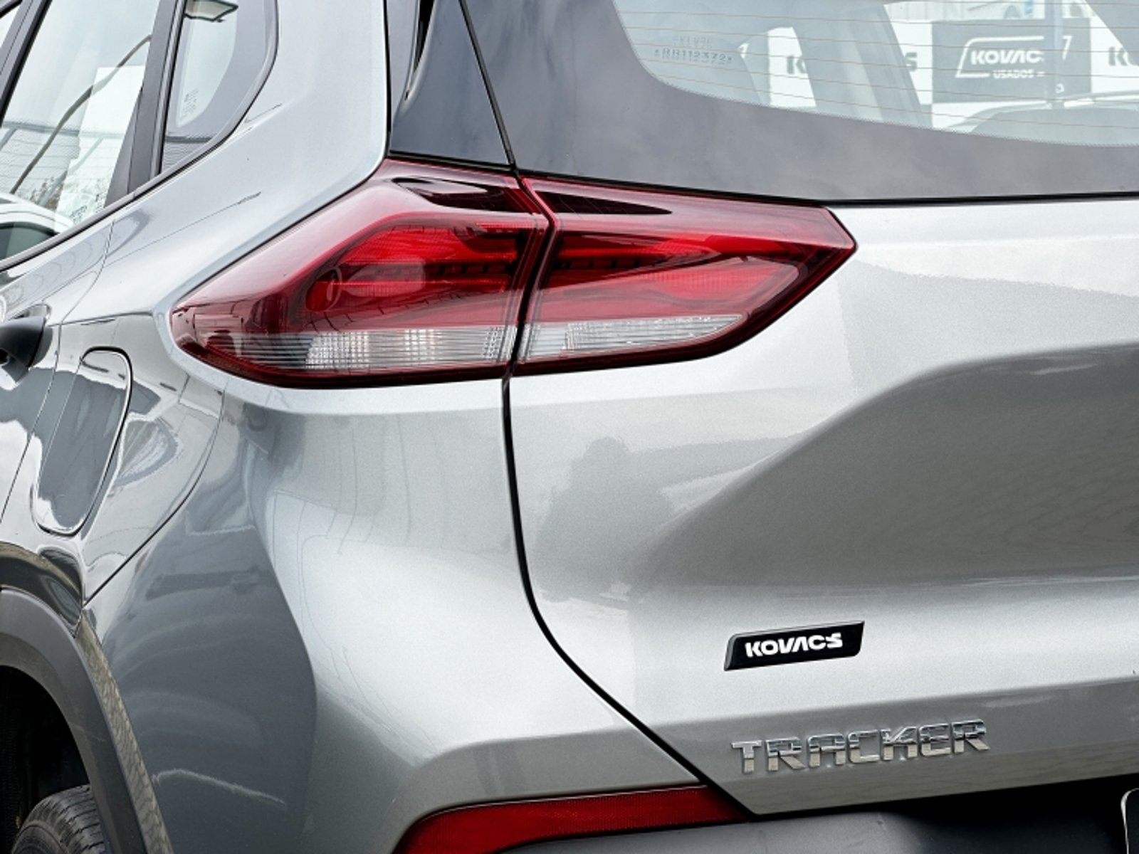 CHEVROLET TRACKER 1.2T 2024 - Imagen 8 de 20