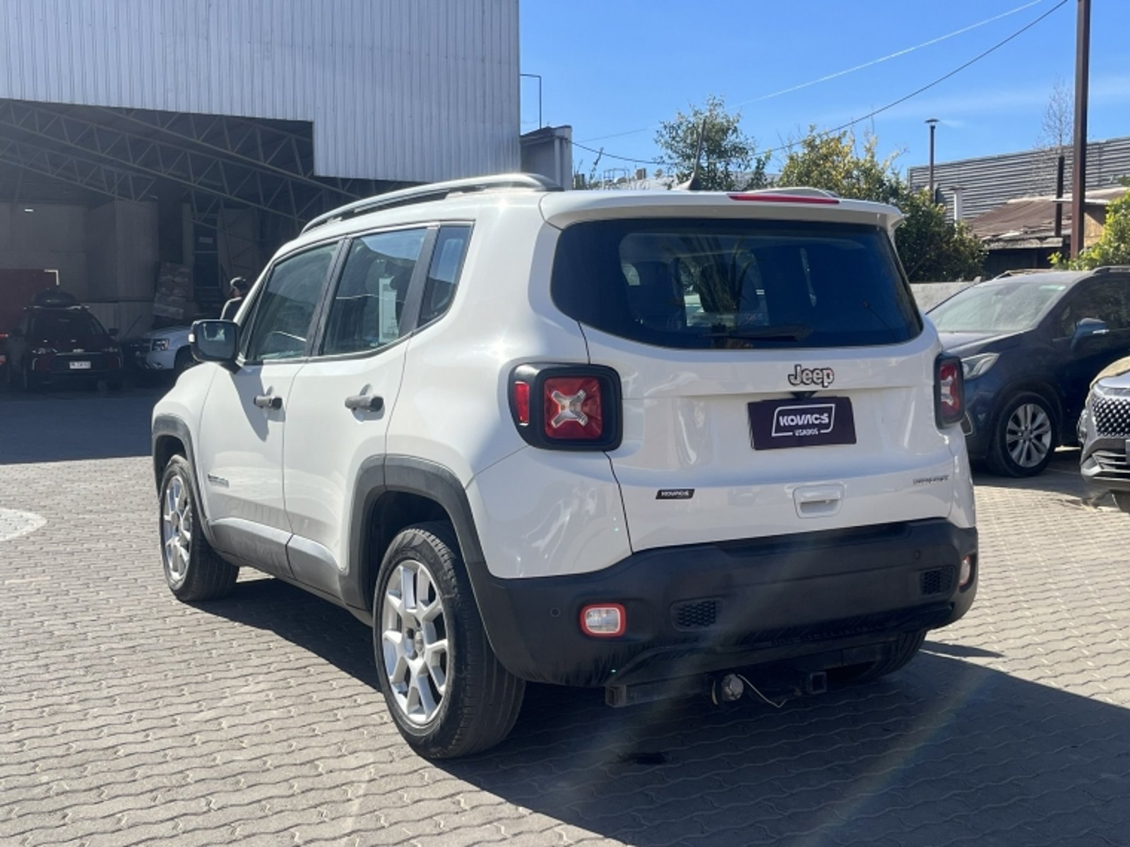 Jeep RENEGADE SPORT LX 1.8 AUT 2021 - Foto 3 de 20