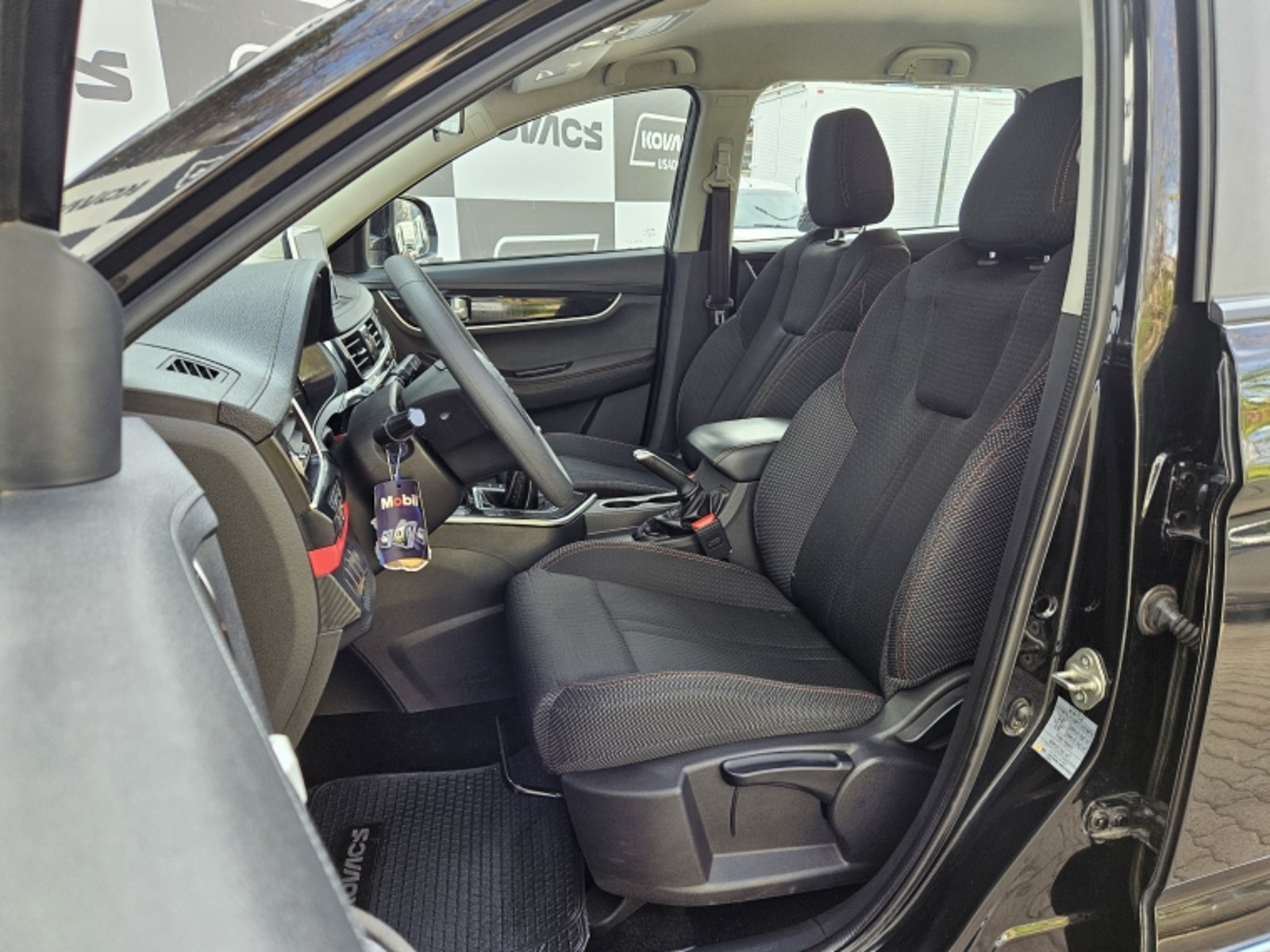 Dongfeng JOYEAR 1.6 LUXURY MT SX5 2022 - Imagen 14 de 18