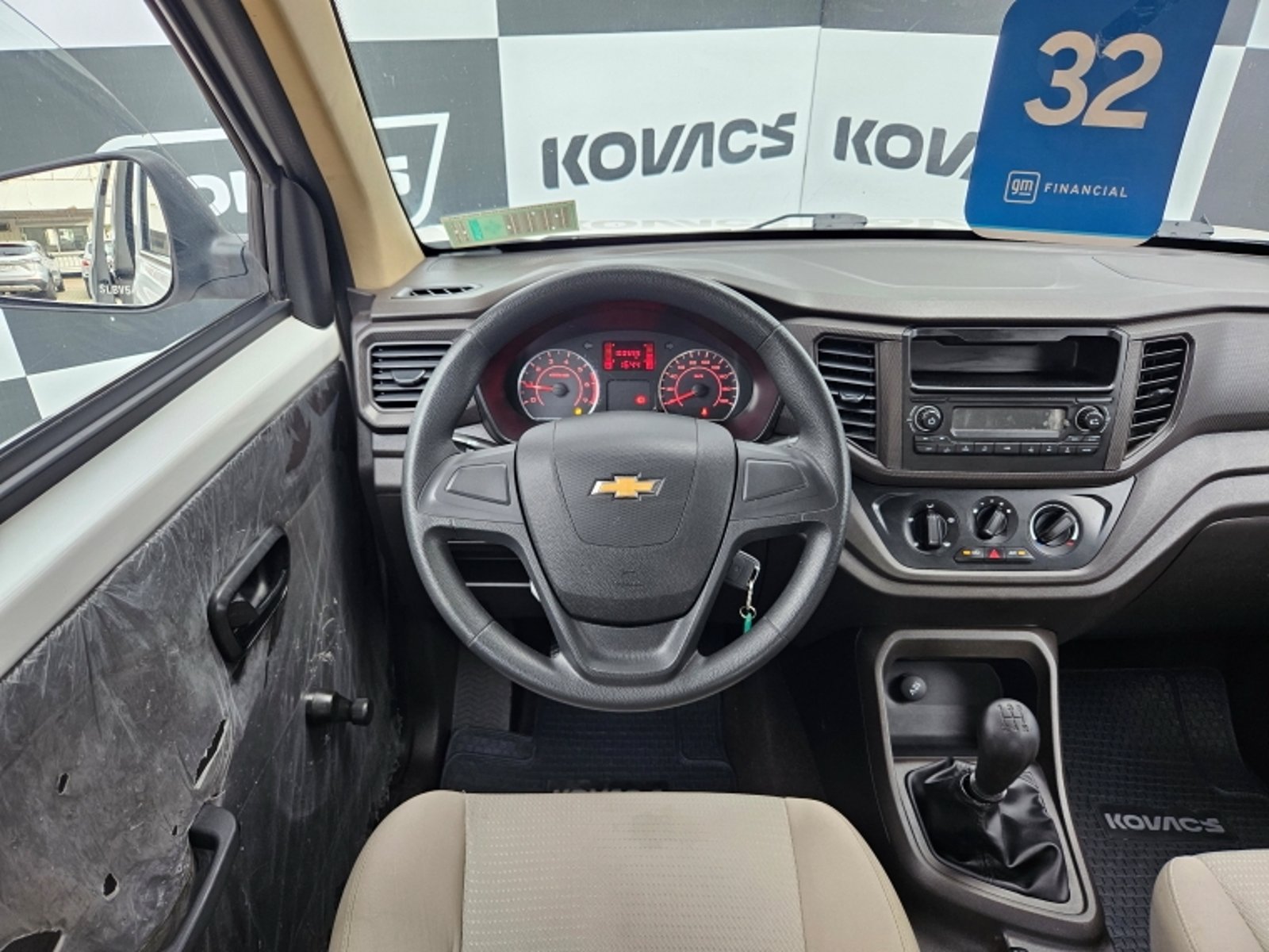 Chevrolet N400 1.5 MAX AC MT 2023 - Imagen 11 de 16