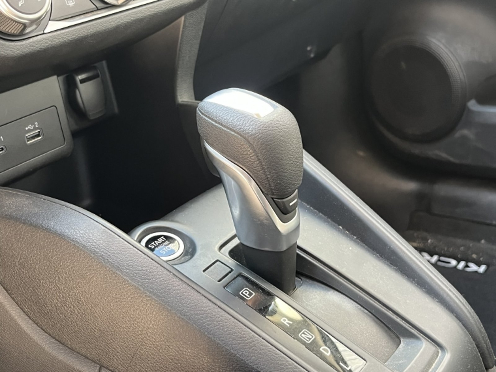 NISSAN KICKS 1.6 ADVANCE AT 2023 - Imagen 15 de 20