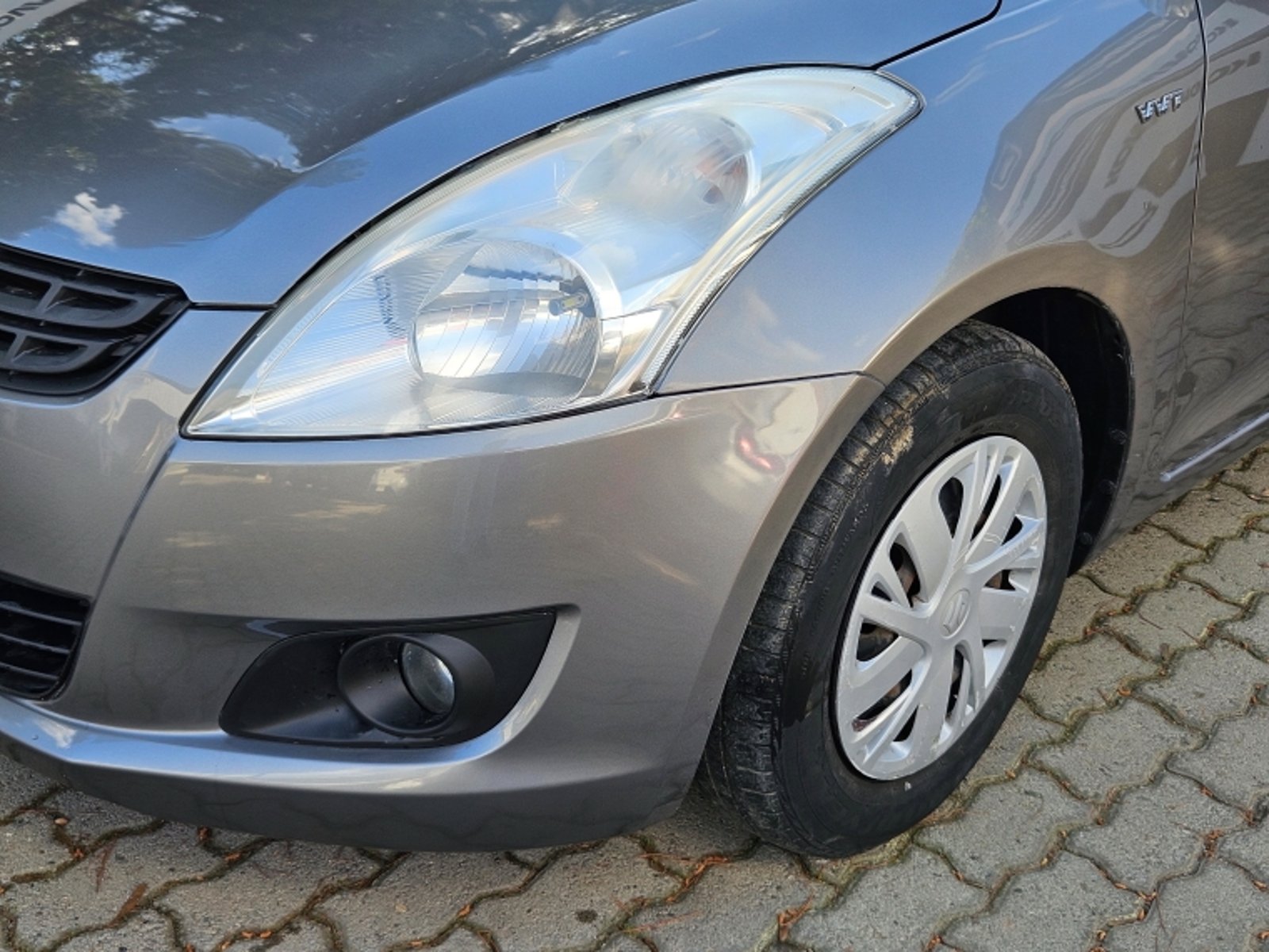 Suzuki SWIFT SWIFT GL HB 1.2 2017 - Foto 2 de 19