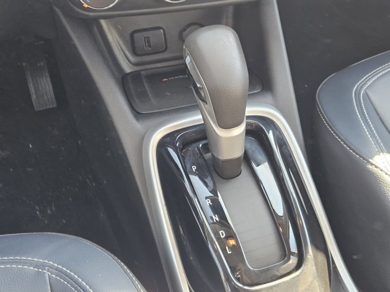 Chevrolet TRACKER PREMIER AT 1.2 2023 - Imagen 12 de 19
