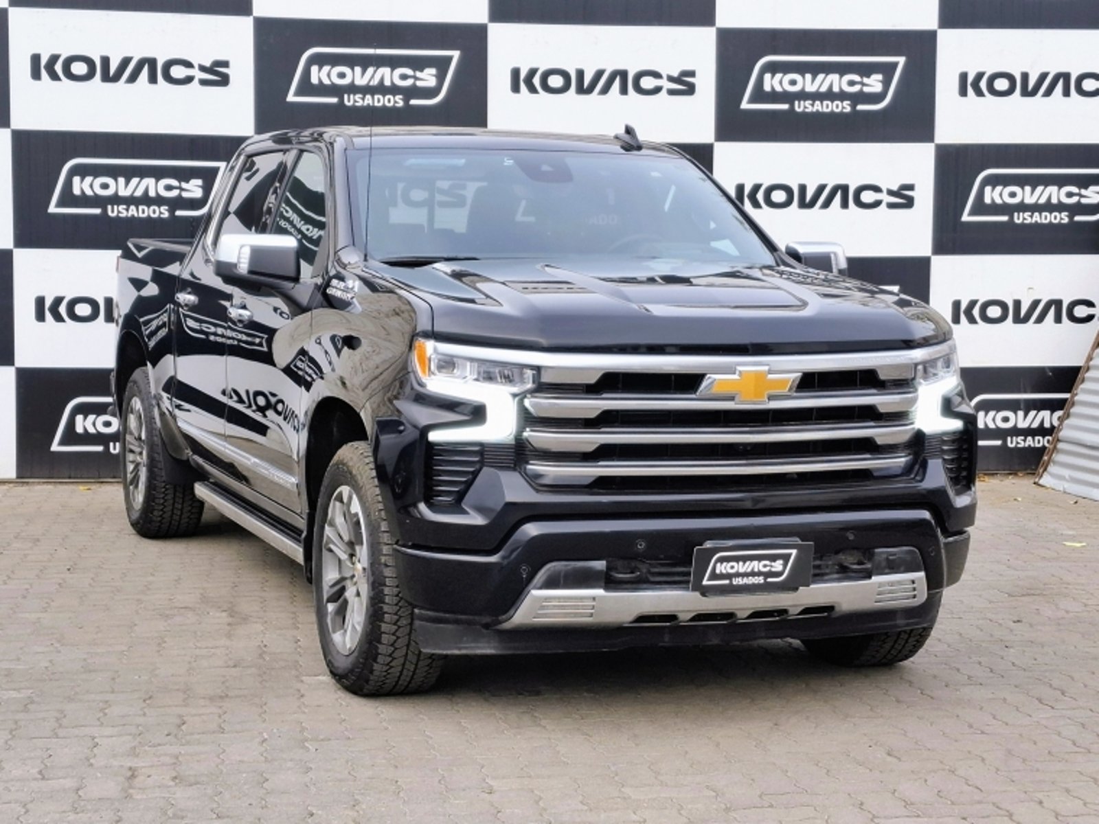 CHEVROLET SILVERADO HIGH COUNTRY 2025 - Imagen 3 de 20