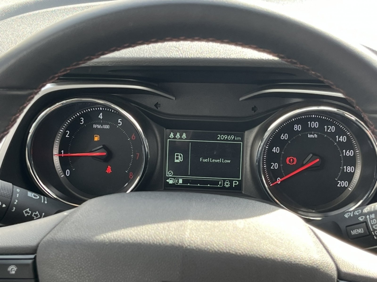 CHEVROLET TRACKER 1.2  RS AT 2025 - Imagen 19 de 20