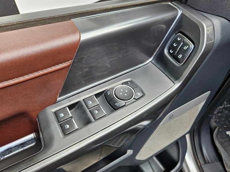 Ford F-150 5.0  LARIAT CC SPORT  AT  4X4 2022 - Imagen 13 de 19