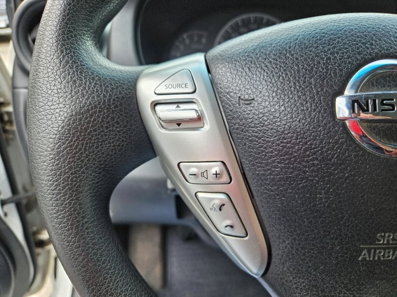 Nissan VERSA 1.6 SENSE  MT 2015 - Imagen 17 de 20