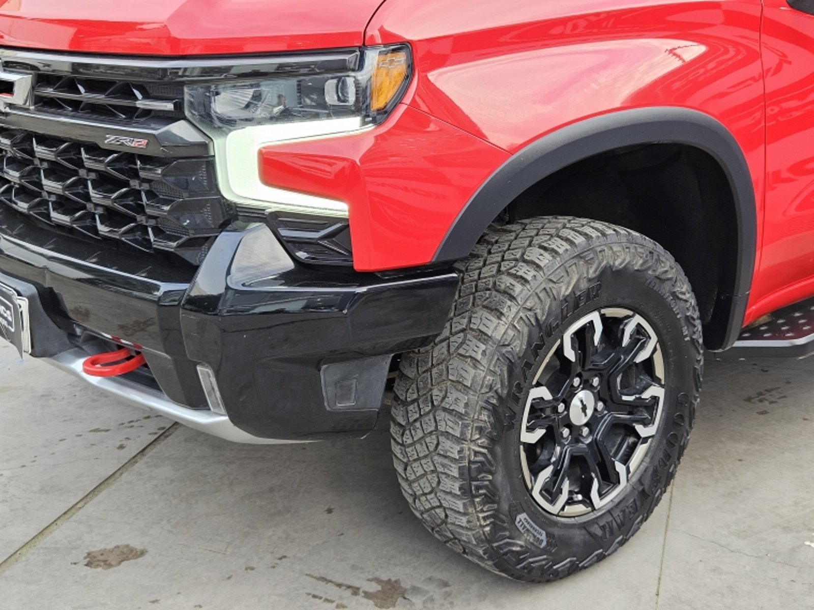 Chevrolet SILVERADO 6.2  ZR2  AT  4X4 2023 - Foto 2 de 18
