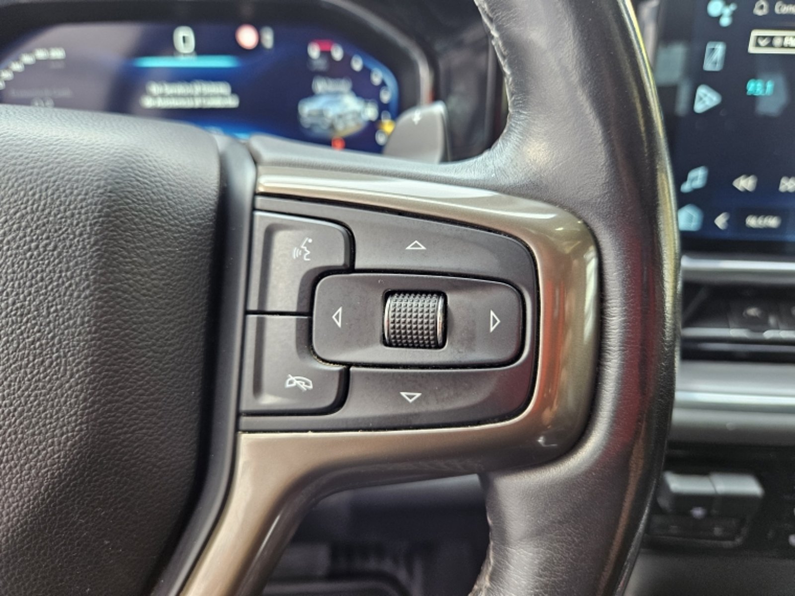 Chevrolet SILVERADO 3.0 TD HIGH COUNTRY AT 4X4 DIESEL 2023 - Imagen 15 de 20