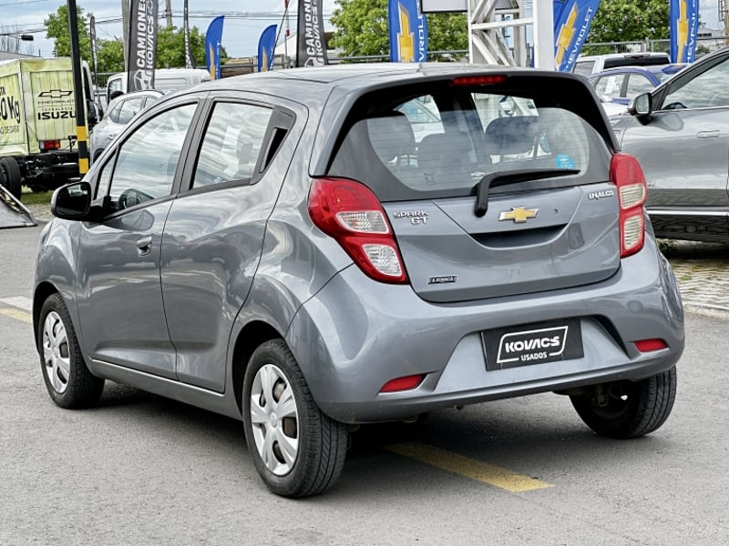 Chevrolet SPARK GT 1.2 MT 2020 - Imagen 7 de 18